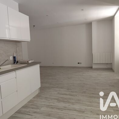 Appartement 3 pièces 770 €