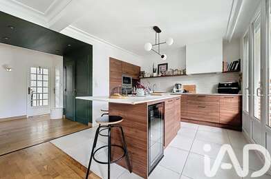 Appartement 4 pièces 298900 €