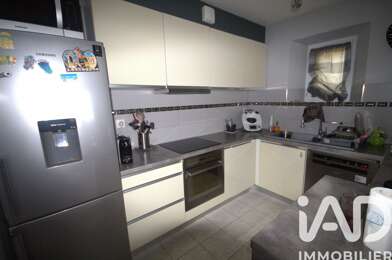 Appartement 4 pièces 220000 €