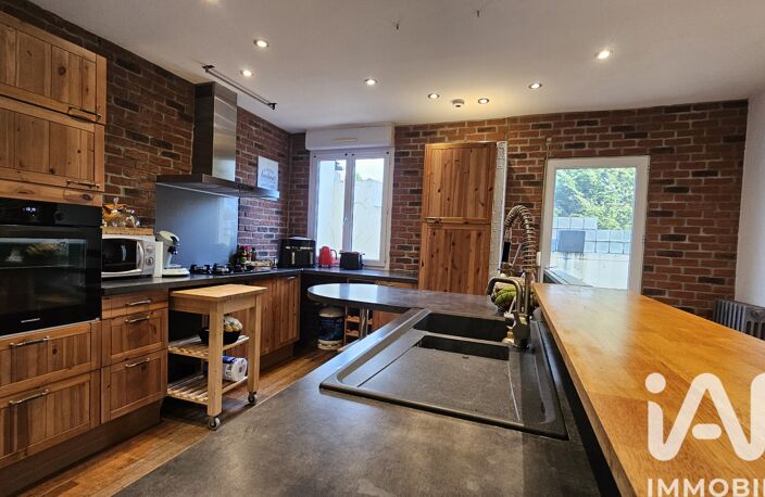 Vente Maison/villa 6 pièces — photo 2