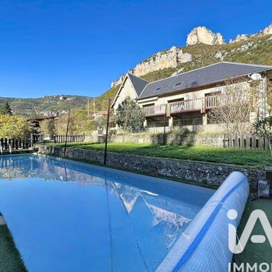 Maison 7 pièces 556000 €