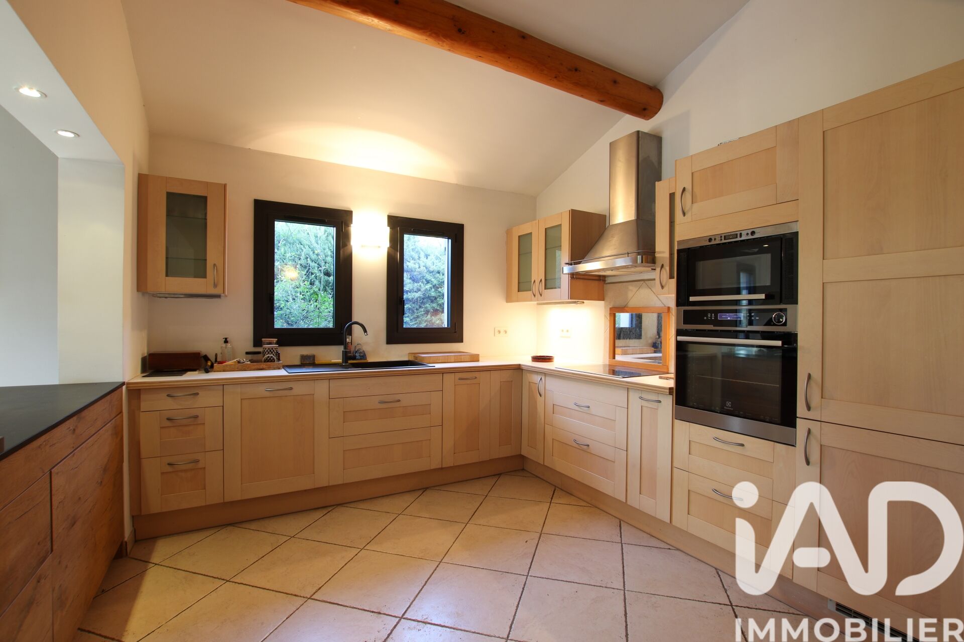 Vente Maison/villa 5 pièces - Photo 3