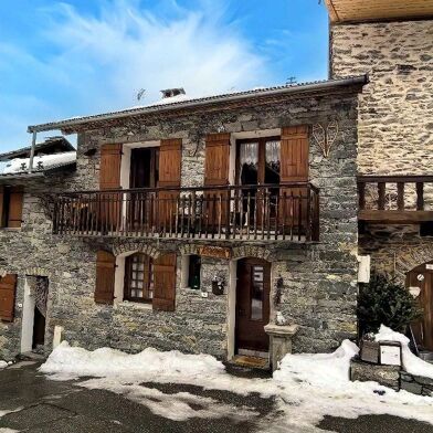 Maison 5 pièces 472500 €