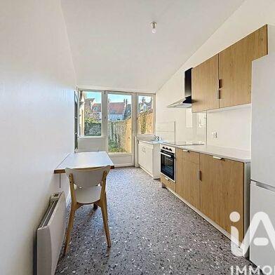 Appartement 2 pièces 740 €