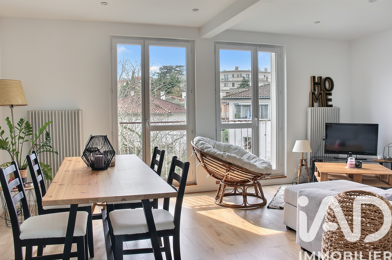 Appartement 3 pièces 900 €