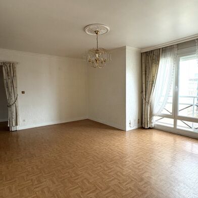 Appartement 4 pièces 174000 €