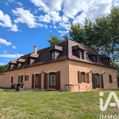 Maison 9 pièces 563000 €