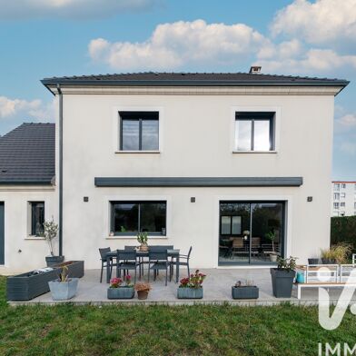 Maison 6 pièces 546000 €