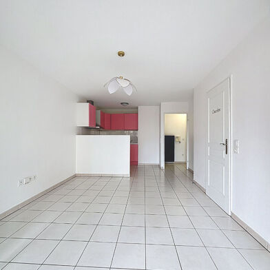 Appartement 2 pièces 860 €