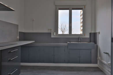 Appartement 4 pièces 720 €