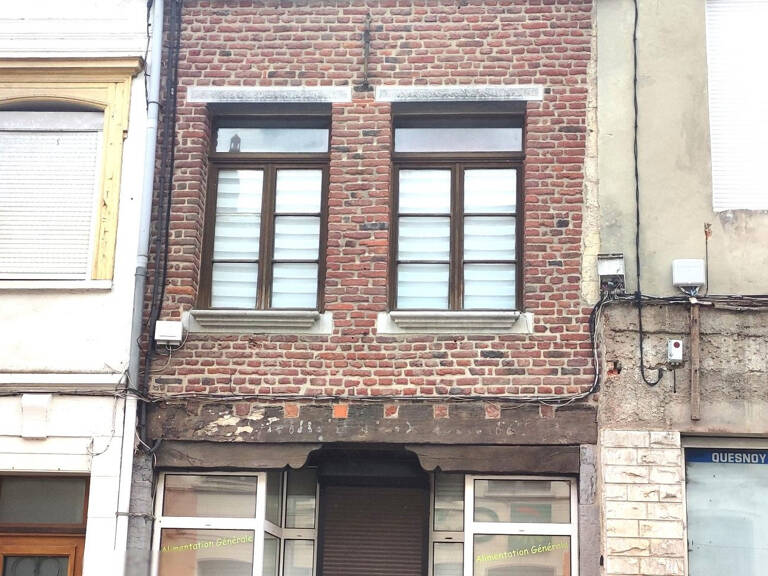 Local et appartement centre ville — photo 1