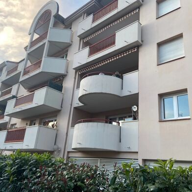 Appartement 2 pièces 745 €