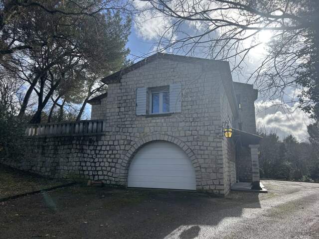 Maison de village à Sainte-Anastasie — photo du bien