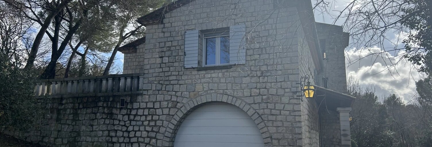 Maison 7 Pièces 245 m² à vendre à Sainte-Anastasie (30190)