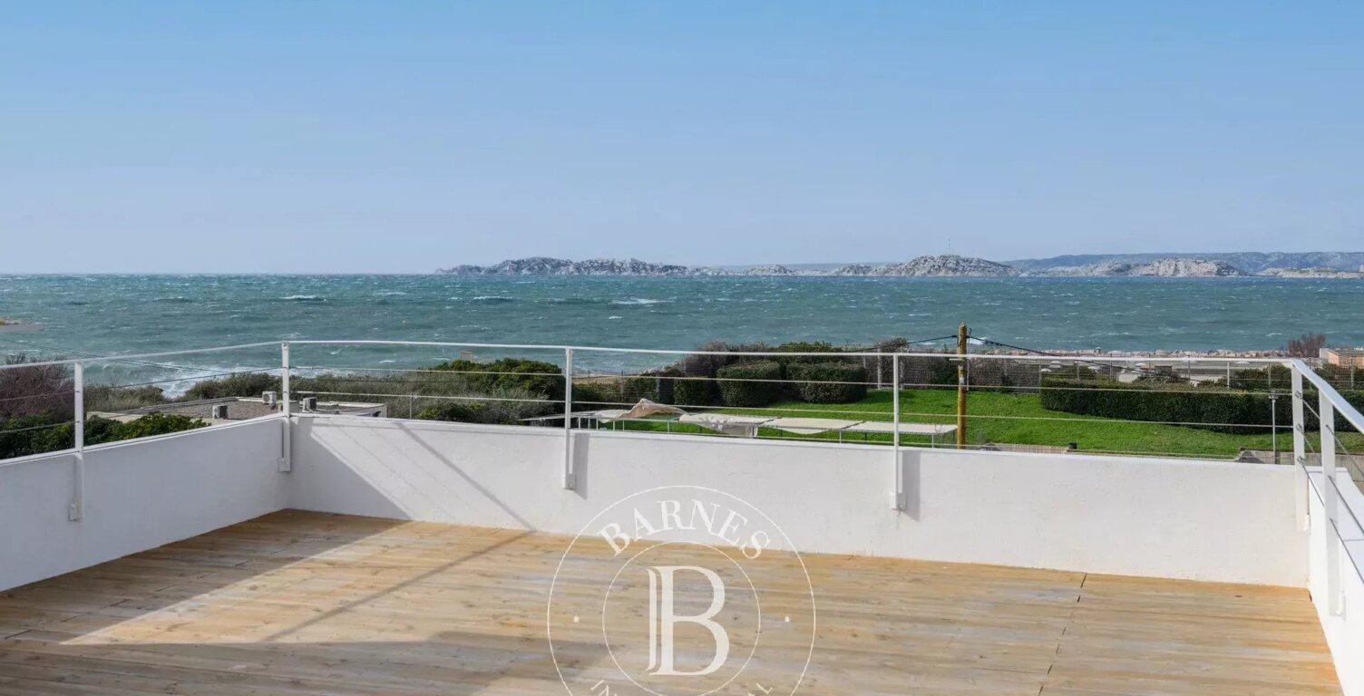 MARSEILLE 13008 LA POINTE ROUGE - VILLA CONTEMPORAINE PREMIÈRE L — photo 1