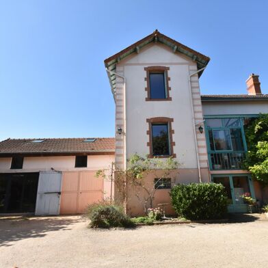 Maison 10 pièces 320000 €