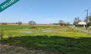 Terrain  2355 m² à vendre à Asnières-la-Giraud (17400)