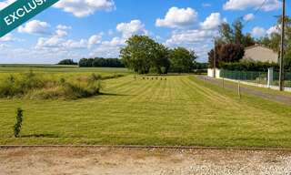 Terrain  2355 m² à vendre à Asnières-la-Giraud (17400)