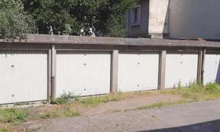 Garage   m² à louer à Tours (37000)