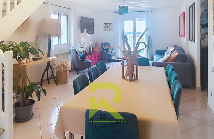 Villa avec grand garage et piscine — photo 2