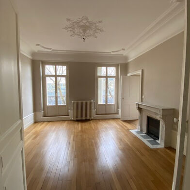 Appartement 5 pièces 1510 €