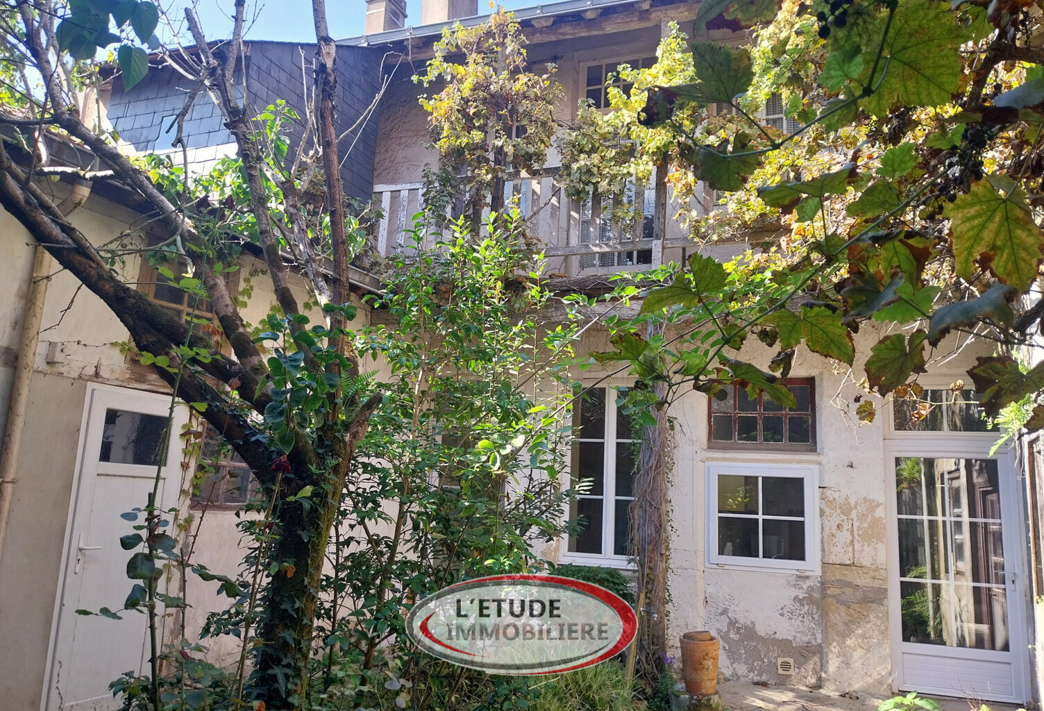 Machecoul bourg : maison bourgeoise de charme (190 m2) à raf — photo 1