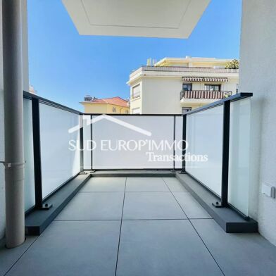 Appartement 1 pièces 845 €