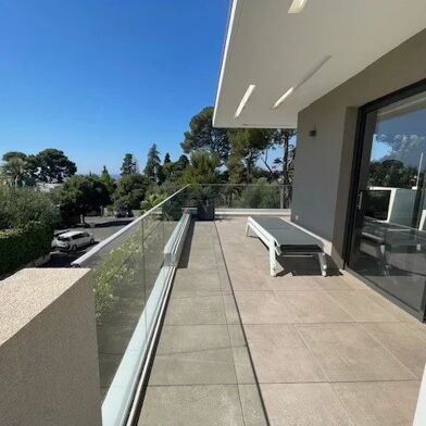 Appartement 3 pièces 1900 €