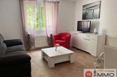 Appartement 3 pièces 900 €