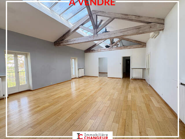 Appartement Voiron 5 pièce(s) 164.8 m2 — photo du bien