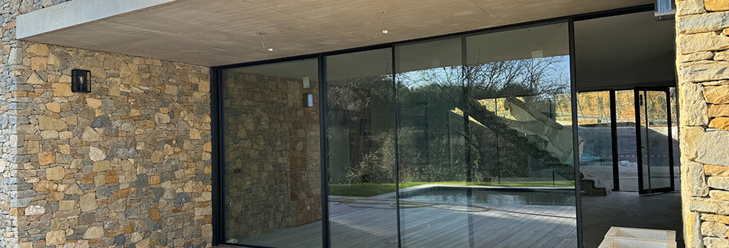 Maison 5 Pièces 228 m² à louer à Aix-en-Provence (13100)