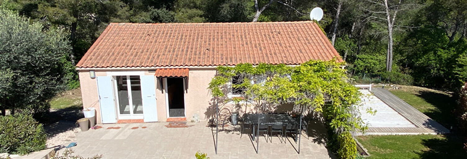 Maison 6 Pièces 151 m² à louer à Saint-Savournin (13119)