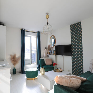 Appartement 2 pièces 988 €