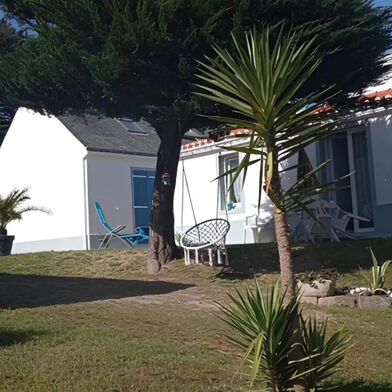 Immeuble  665600 €