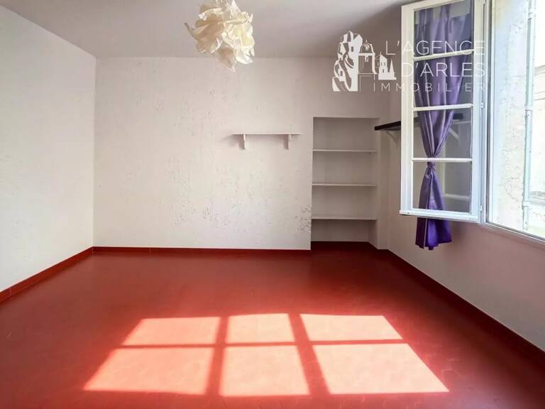 Arles centre historique - Studio 24m² – 1er étage — photo 1