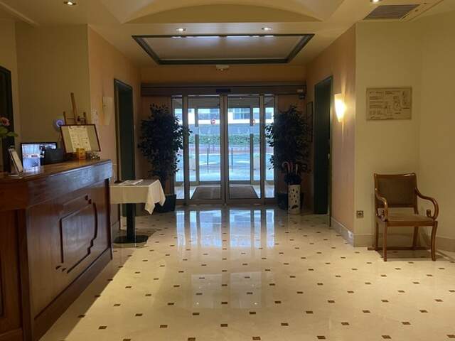 Cœur de ville, résidence senior Les Hespérides de Levallois , Grand studio 40m² — photo du bien
