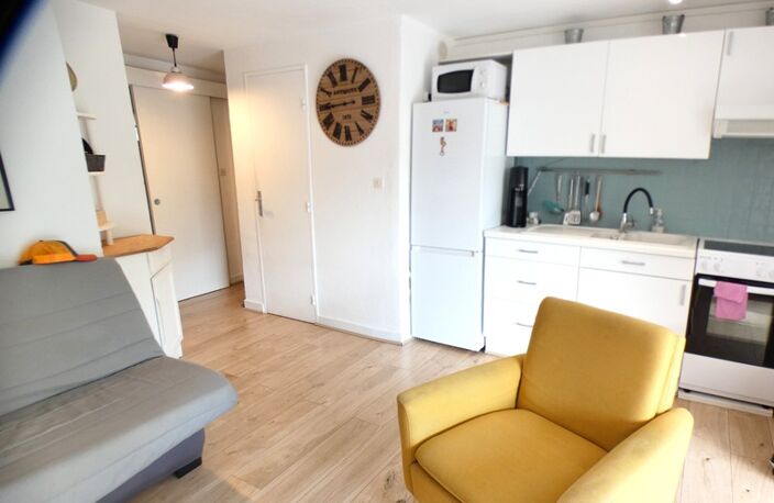 Pinède. Appartement 2 pièces en rez-de-jardin — photo 4