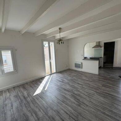 Appartement 3 pièces 165900 €