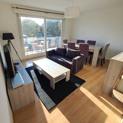 Appartement 3 pièces 790 €