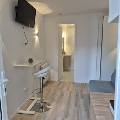 Appartement 1 pièces 770 €