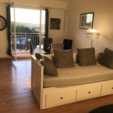 Appartement 1 pièces 580 €