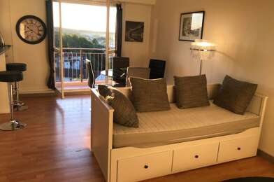 Appartement 1 pièces 580 €