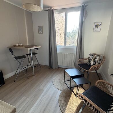 Appartement 2 pièces 700 €
