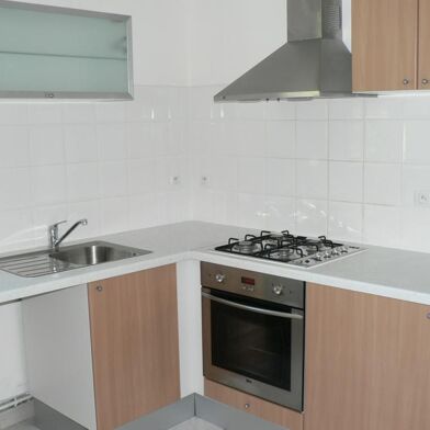 Appartement 3 pièces 700 €