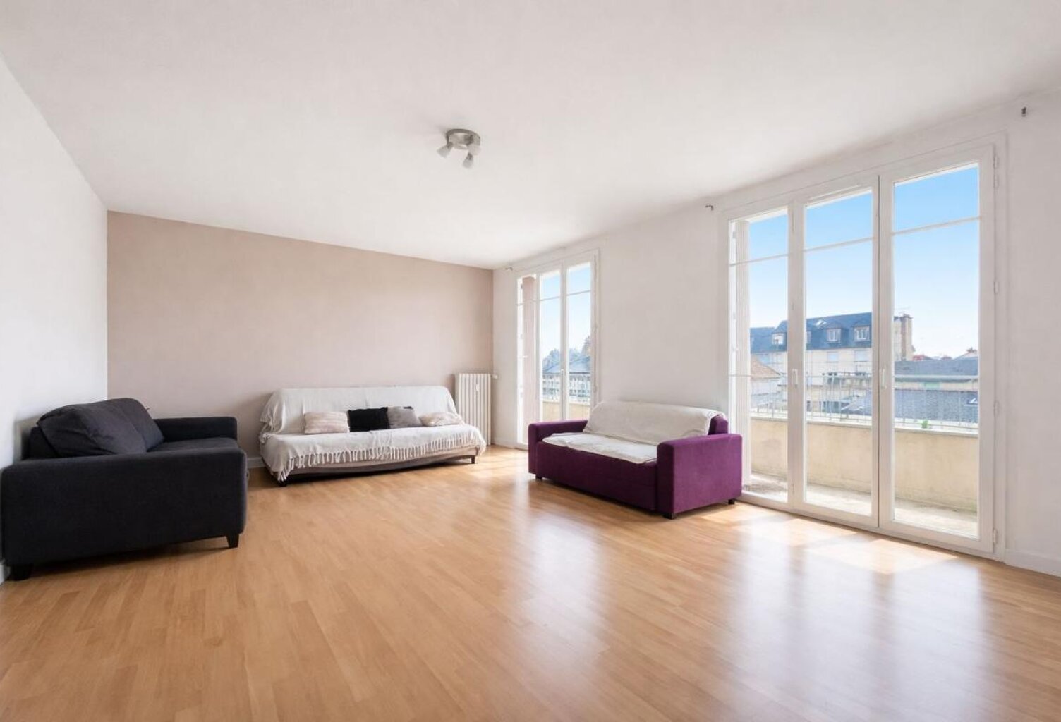 T3 traversant - terrasse, garage et vue panoramique – Faubourg / IUT — photo 1