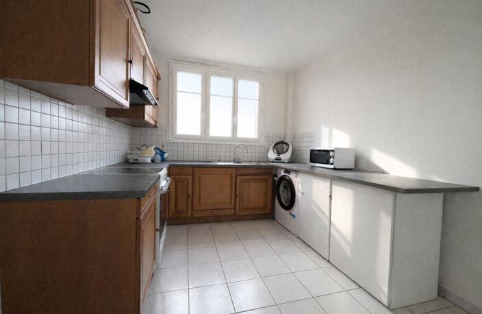 T3 traversant - terrasse, garage et vue panoramique – Faubourg / IUT — photo 2