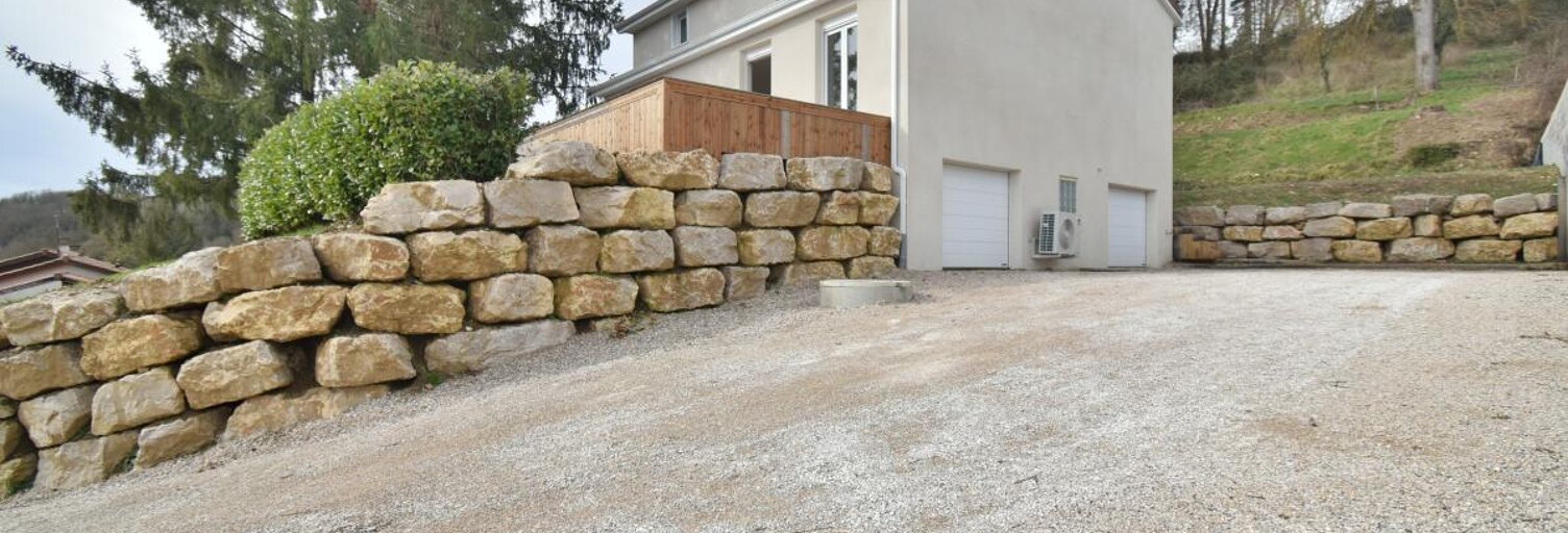 Maison 7 Pièces 168 m² à vendre à Villieu-Loyes-Mollon (01800)
