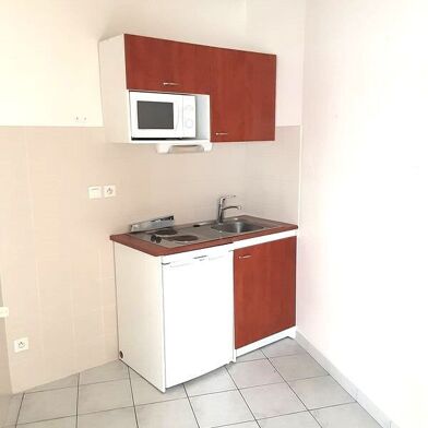 Appartement 1 pièces 490 €