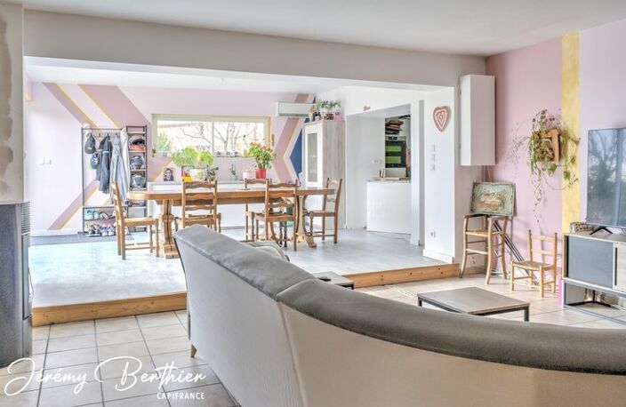 JUJURIEUX (01) – Hameau de Chenavel – Maison 115 m² - Terrain 236 m² - 3 chambres — photo 4