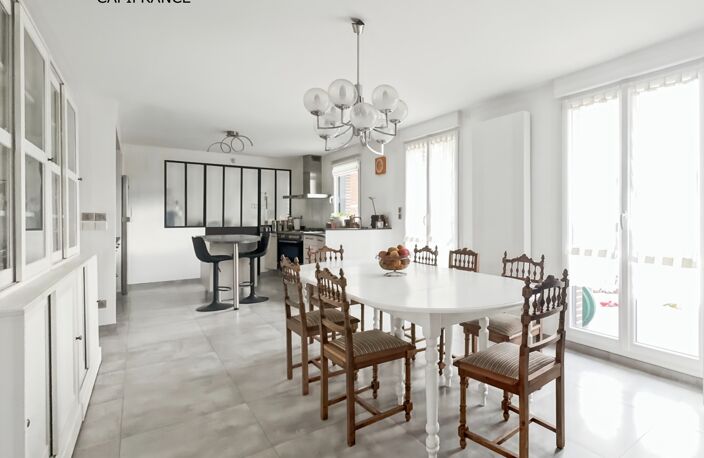 MAISON INDIVIDUELLE – 4 CHAMBRES + BUREAU – 130 m² – VIE DE PLAIN-PIED – SOUS-SOL COMPLET – JARDIN PLEIN SUD – CALME ET PROCHE COMMODITÉS — photo 3